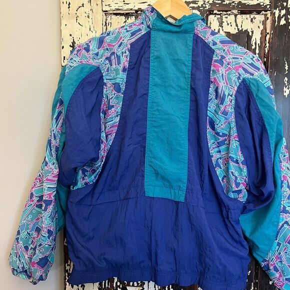 Women’s vintage 90’s Nike nylon jacket. Size Small. - Picture 2 of 12
